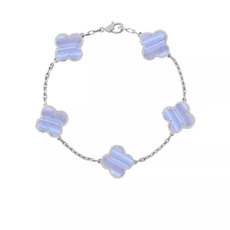 Luxury Four-leaf Clover Bracelet Unisex Versatile and Sophisticated Lucky Clover Bracelet