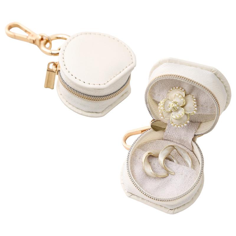 1Pc Mini Jewelry Storage Box Jewelry Organizer Keychain PU Leather Portable Storage Earrings Necklace Ring Jewelry Pendant Bag