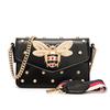 Nuova borsa a forma di ape con perle Borsa a tracolla messenger versatile europea Borsa piccola da donna dolce alla moda