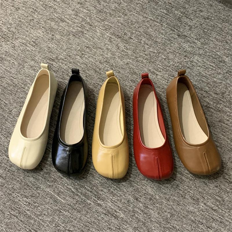 Soft sole Mori retro pig's trotters single shoes women's 2025 summer new French round head flat bottom lady gentle beanie shoes