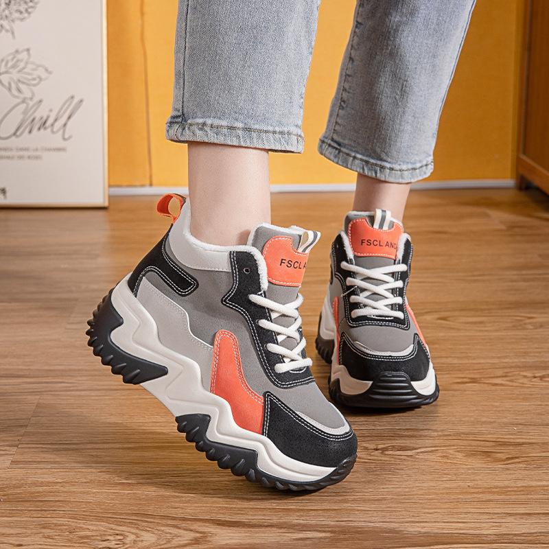 

2025 autumn and winter velvet inner heightening platform dad shoes women s Korean version 7 cm spring casual shoes color matching women s shoes tide 40