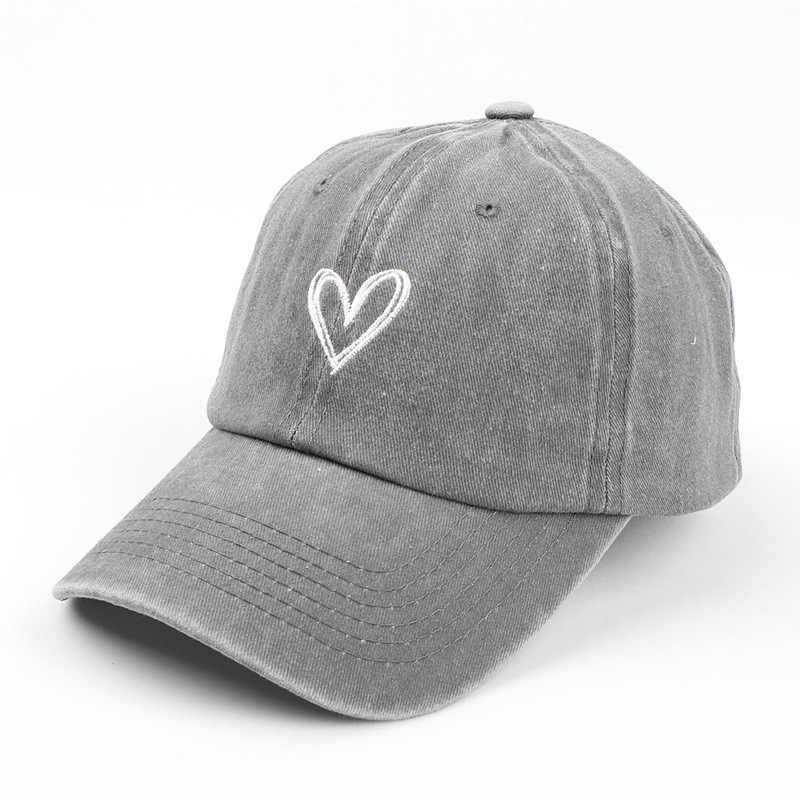 1pc Baseball Cap With White Heart Embroidery,Vintage Style,Adjustable Strap, Comfortable And Breathable, Perfect For Daily Wear