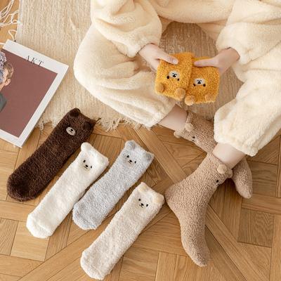 Korallfleece-strumpor för kvinnor på vintern  Förtjockade plyschvarma sovstrumpor  Söta tecknade golvstrumpor och långa strumpor