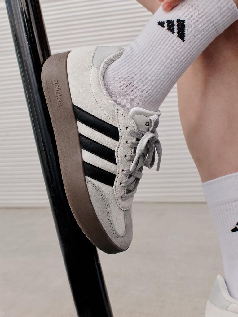 Adidas "T-Head Shoes" BARREDA Sneakers for Men and Women for Sports Use Model J04234