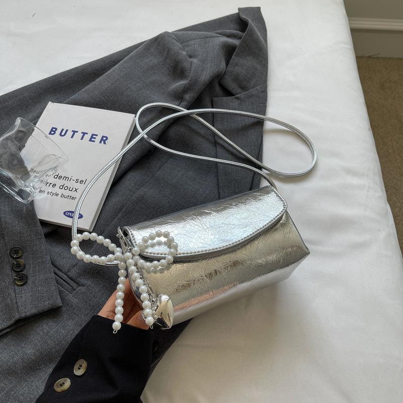 

Crossbody bag women s bag 2024 new trendy simple fashion summer leisure personality niche beautiful small bag women срібний