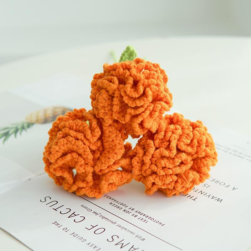 Finished Knitting Carnation Woven Gradient Braided Fake Flowers Flowers Bouquet Handmade Crochet Bouquet Decoration Holiday Gift