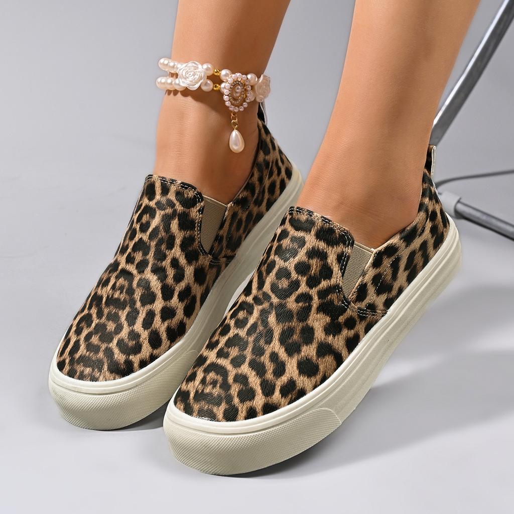 Große Größe Frühling Leopardenmuster Freizeitschuhe Damen Board Schuhe flache Sohle Koreanische Version vielseitig Ins Tide Slipper dicke Sohle
