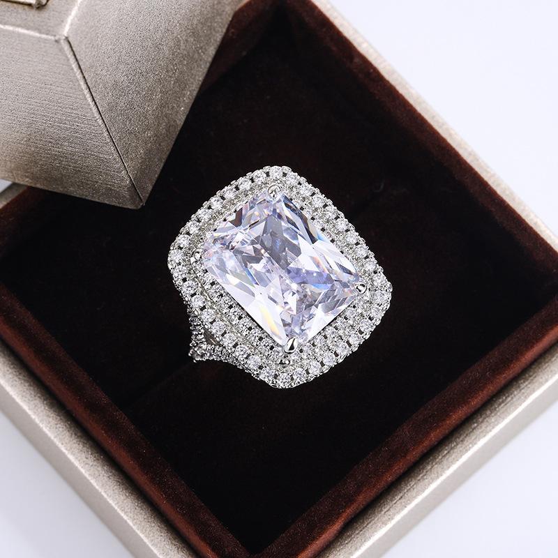 Flash Diamond Square Princess Ring European and American Fashion Women Engagement Proposal Diamond Ring