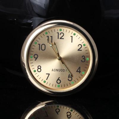 Orologio per Bocchetta dell'Aria Auto 40mm Design a Montaggio Facile Orologio da Cruscotto con Display a Visione Notturna e Installazione Sicura
