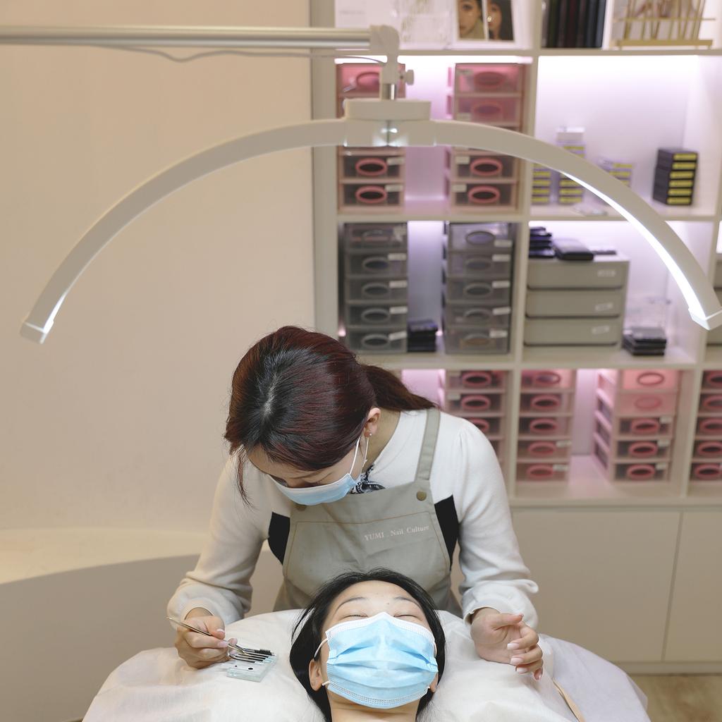 308LED 28 Inch U-shape Floor Beauty Lamp Nail & Lash Moon Lamp Three Color Temperatures and Ten