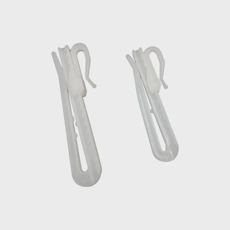 Korean Style Adjustable Plastic Curtain S-Hook Folding Accessory