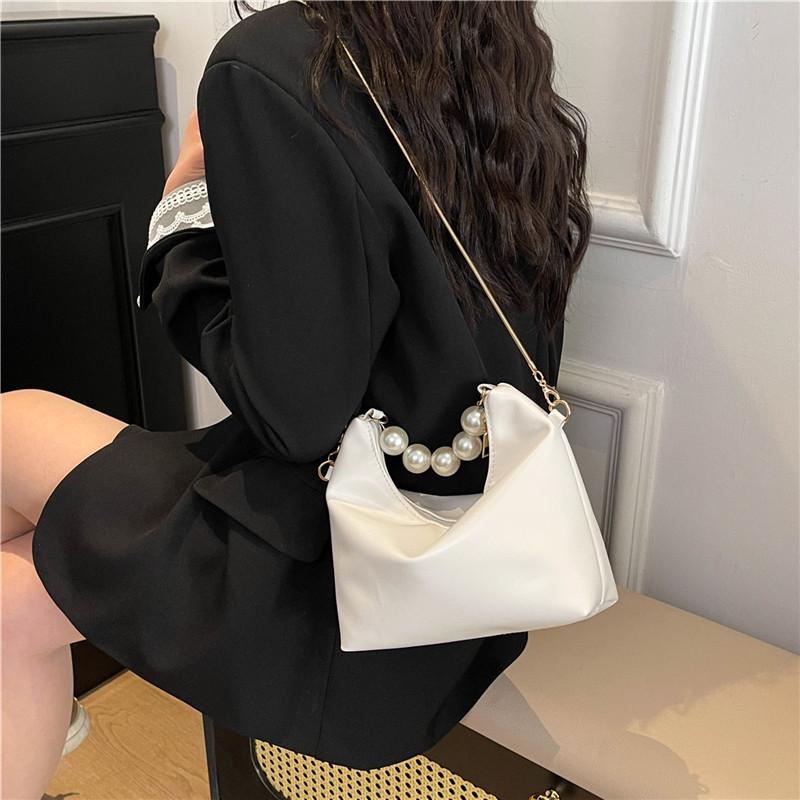 Elegant Women's Pearl Handbag 2025: Chic Chain Shoulder Crossbody with Simple Texture