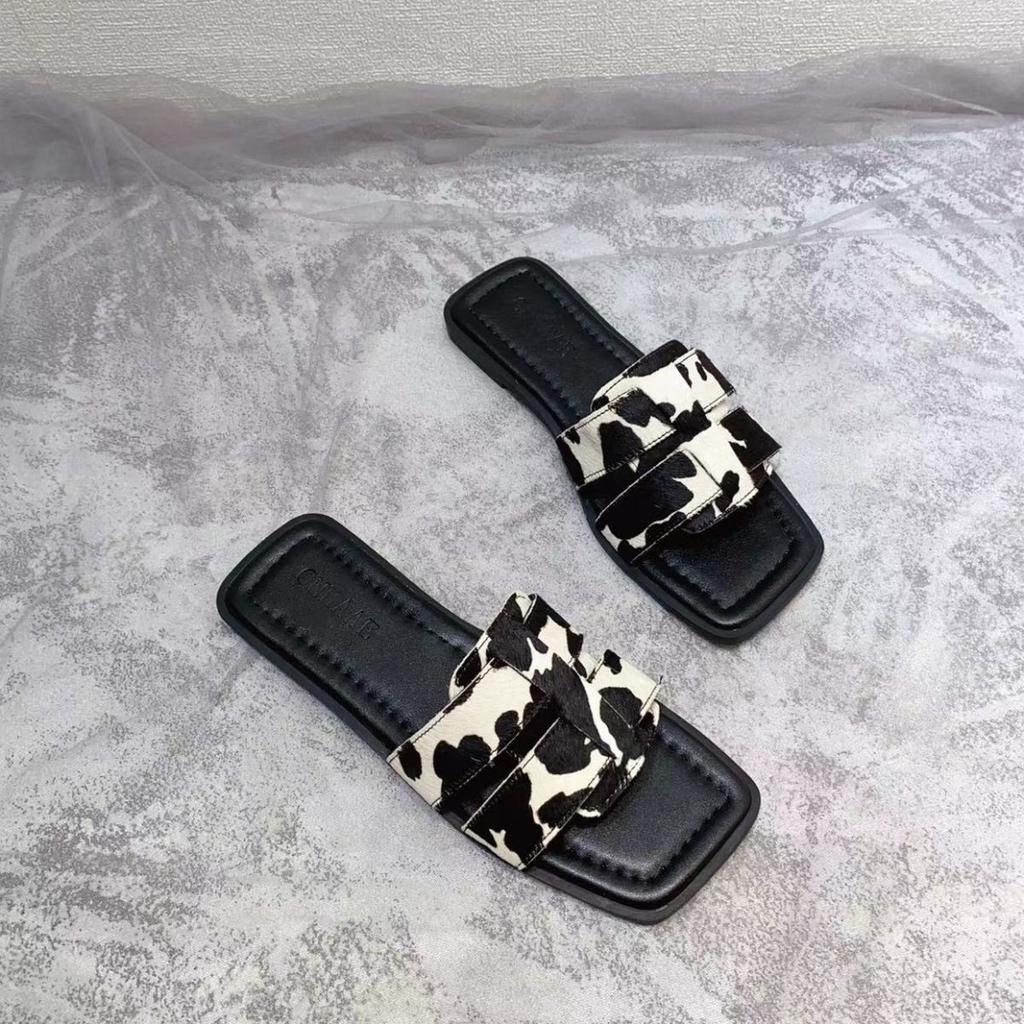 Flat-bottomed Cool Slippers Women's Summer Outer Wear Fashionable Daily Versatile 2025 New Fairy Style Soft Bottom White One-word Drag