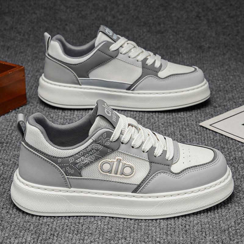 New Men's Classic Four Seasons Fashion Low Top Skateboarding Shoes Comfortable Soft Sole Sneakers