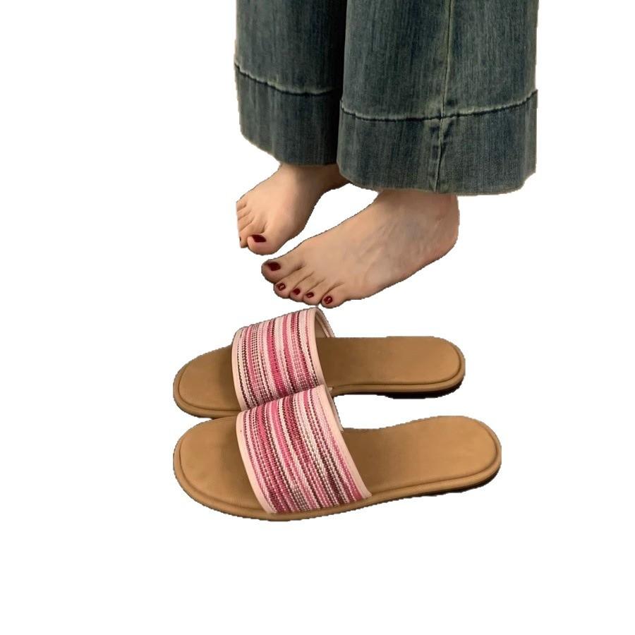 Ethnic style woven word with flat bottom slippers women's summer wear 2025 new casual beach sandals