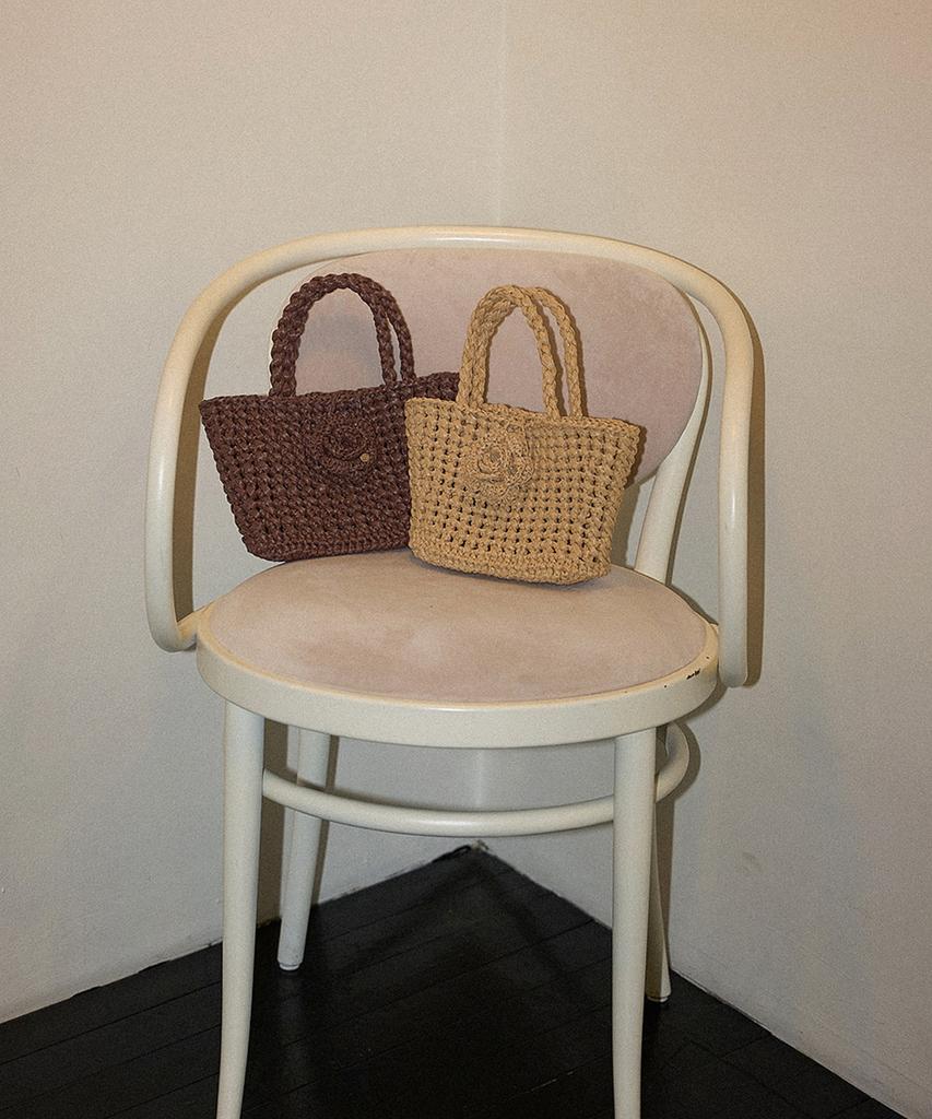Slowslowly Camellia Handmade Crochet Raffia Mini Tote Bag _ Brown