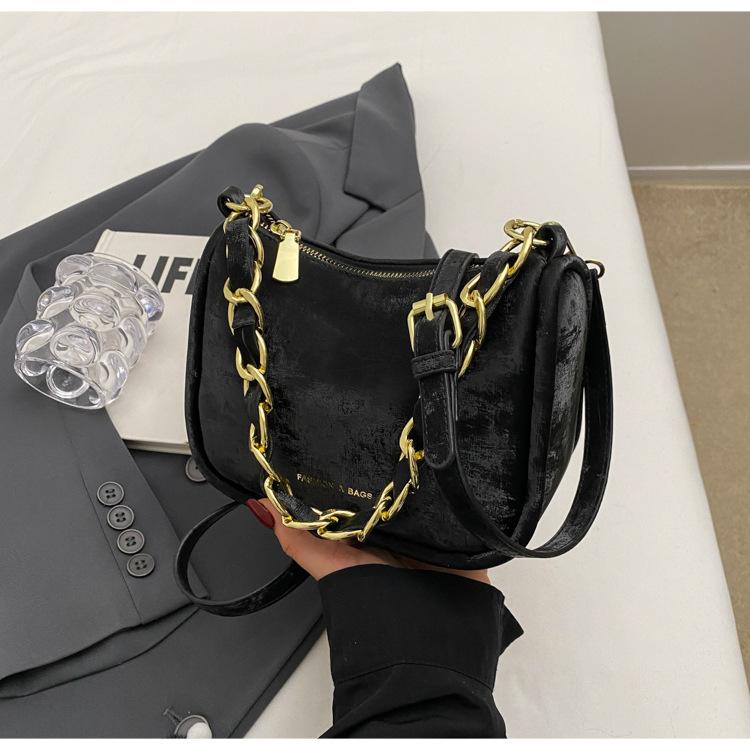 Bag Women's Fashion Messenger Bag Niche Versatile Korean Version Women's Bag Feeling New Shoulder Bag