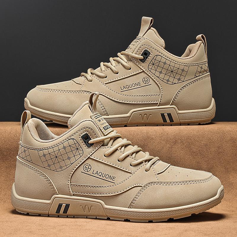 Men's Lightweight Sports Shoes Khaki Flat Bottomed Hiking Outdoor Men's Vulcanized Shoes Anti Slip Wear-resistant Travel Shoes