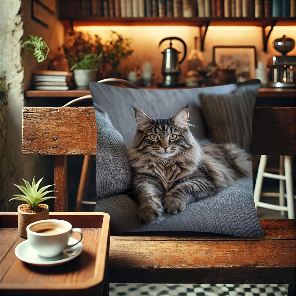 Vintage Maine Coon Cat 45x45cm Pillow Cover 100% Polyester with Invisible Zipper Pillowcase Decorative Cushion Case Home Decor
