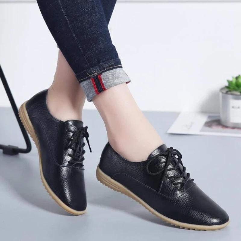 Women Hollow Shoes High Quality Casual Small Leather Shoe Soft Bottom Comfort Flats Moccasins Lace Up Oxford Shoes Women Loafers