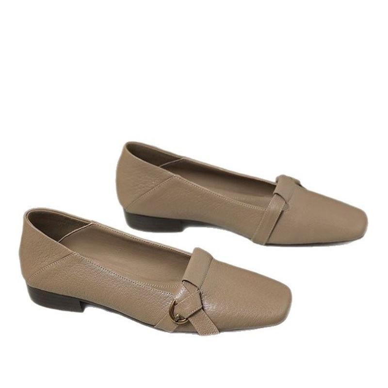Retro low-heeled small leather shoes women's new square head shallow mouth single shoes are lightweight