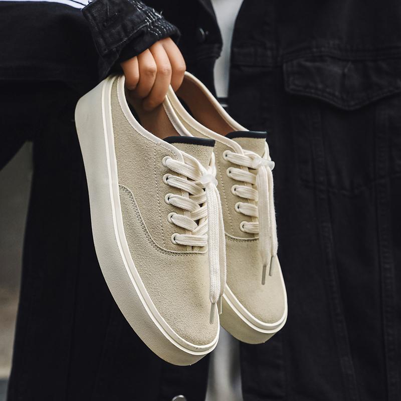 

Дизайнерське модне чоловіче повсякденне взуття 2024 Літо Нові зручні дихаючі кросівки Чоловічі універсальні напівтапочки Сандалі Гарячий розпродаж 44 бежевий