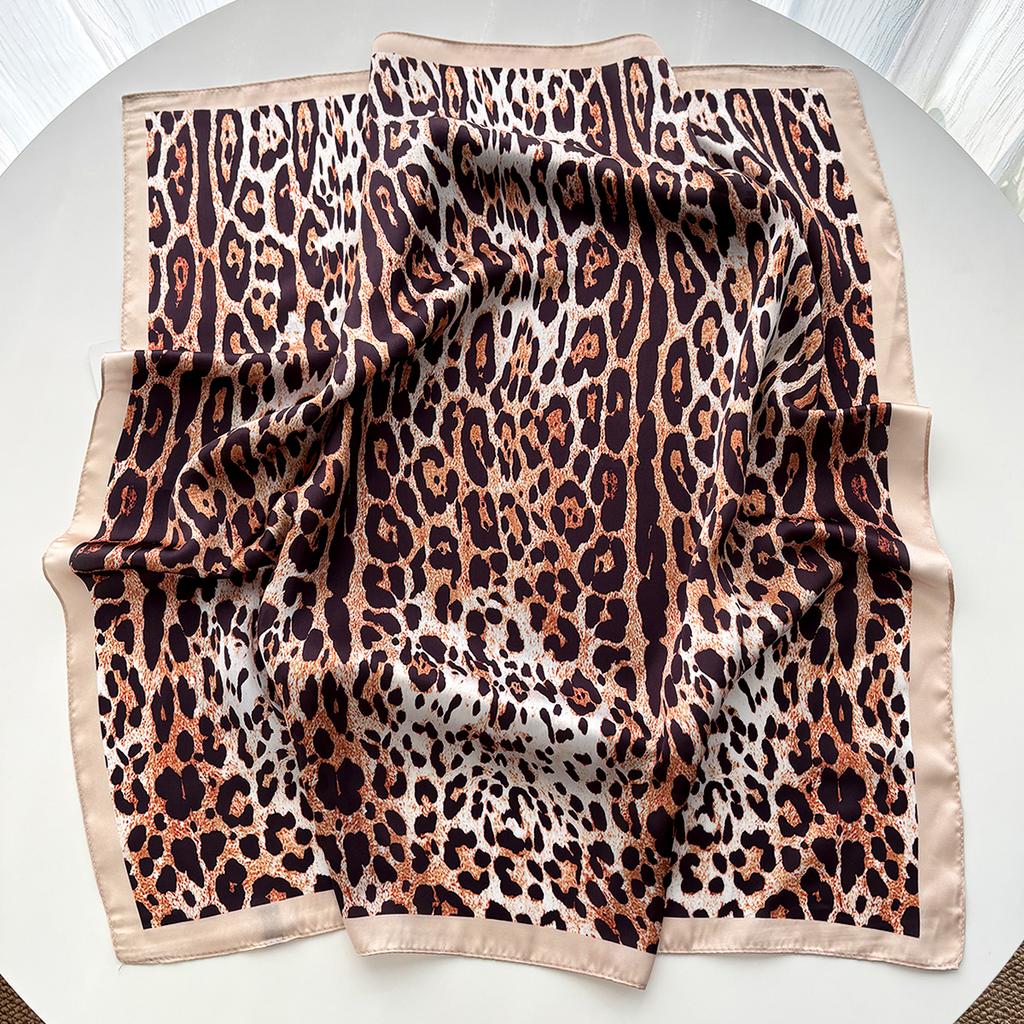 Fashion Leopard Printed Square Scarf Women Imitation Silk Scarves Bandanas Luxury Hijab Neckerchief Elegant Travel Shawl Wraps
