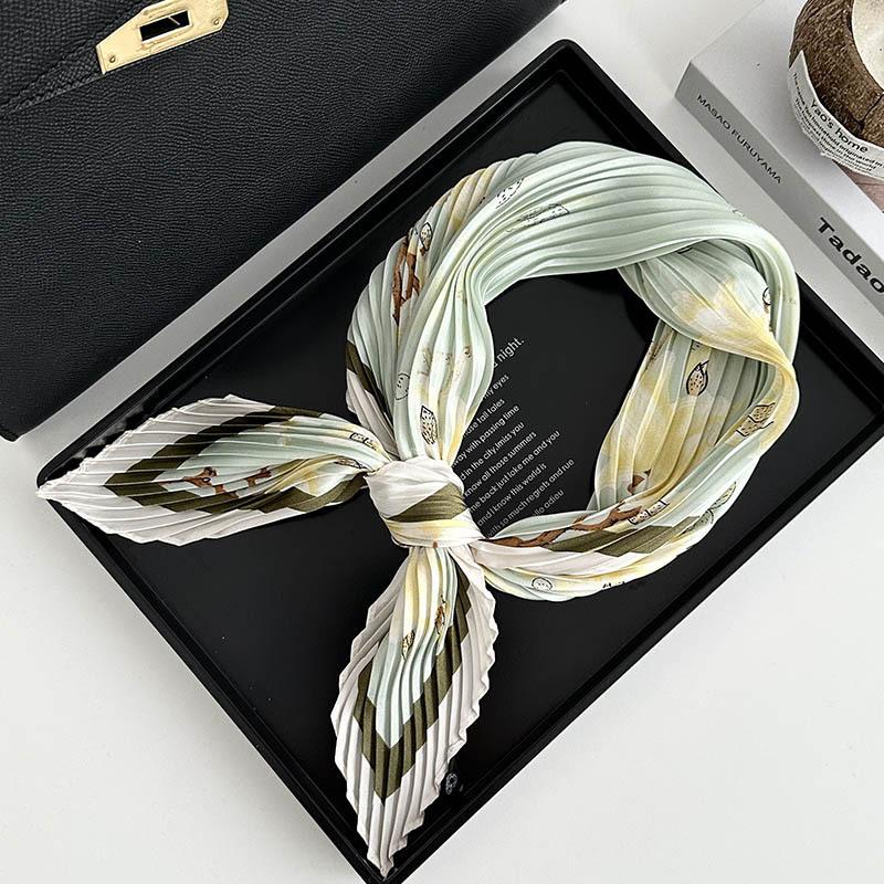 Folded silk scarf autumn new polka dot decorative scarf niche thin scarf scarf versatile