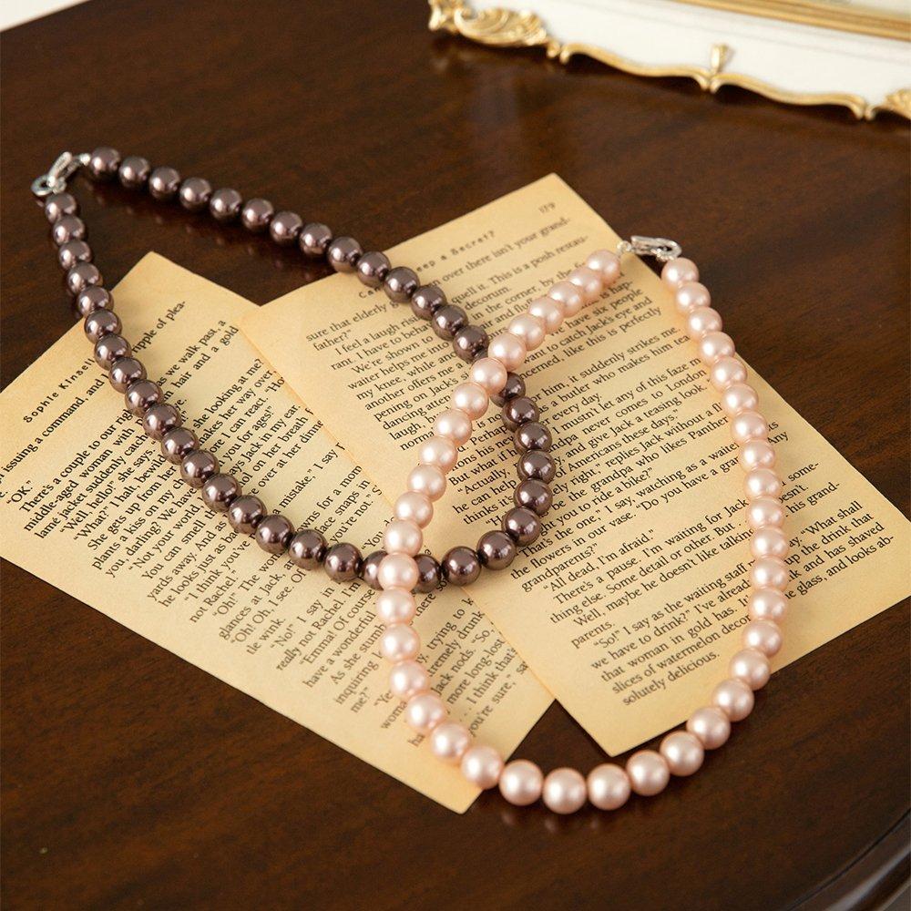 Real Pearl Necklace / Gift for a Middle-Aged Woman In Her 50s