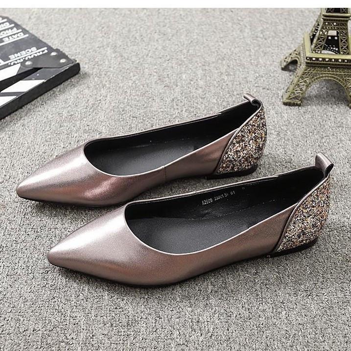 

Женские туфли на плоской подошве из мягкой кожи 2025 с острым носком, французские, новые, весенне-осенние, вечерний бриз, мягкая подошва, с мелким вырезом, не утомляют ноги, гр 41