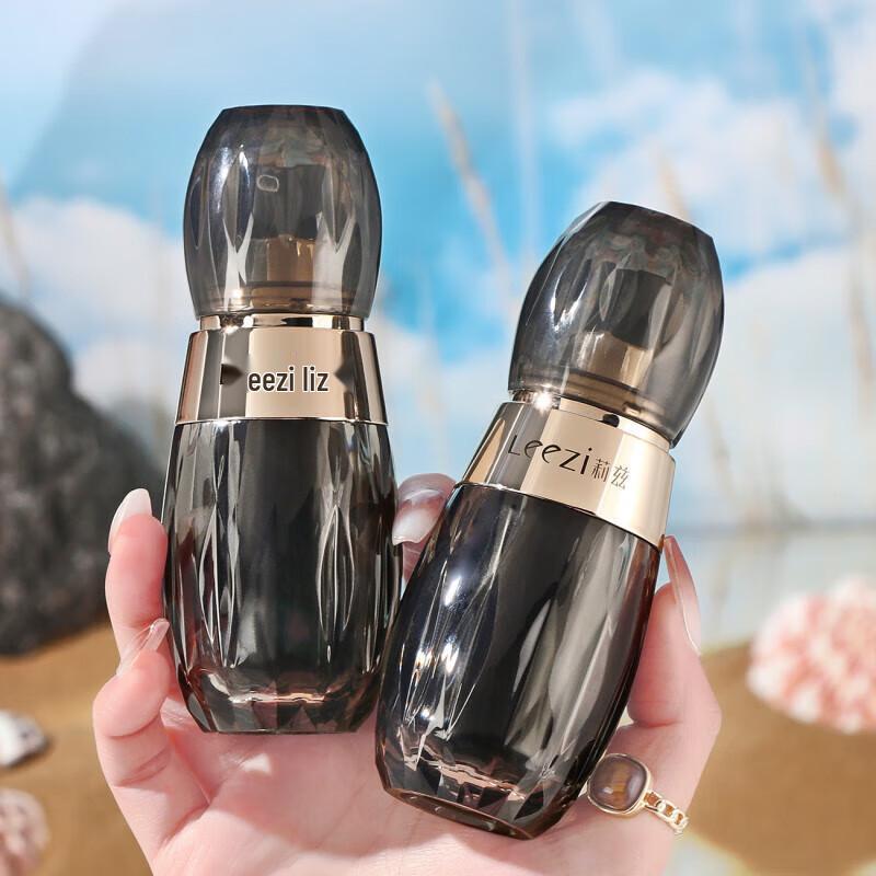 

Liz 5562 Multi-Effect Sunscreen & Concealer