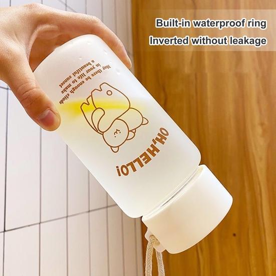 

Бутылка для воды Yousheng, 450 мл, с ремешком, хорошая герметичность, летний портативный кувшин с рисунком медведя, для ежедневного использования
