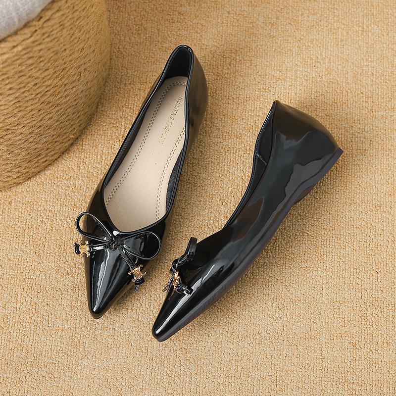 W828-33 Temperament 2025 New Xiaoxiangfeng pointed single shoes women shallow mouth one pedal ladyshoes women