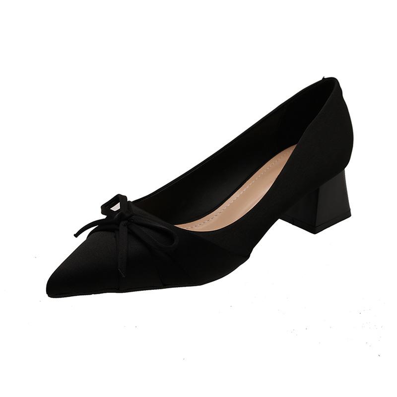 Pointed Satin French Small Single Shoes Women's Shoes 2025 New Spring and Autumn Bow Black Commuter Ladyshoes Niche Women