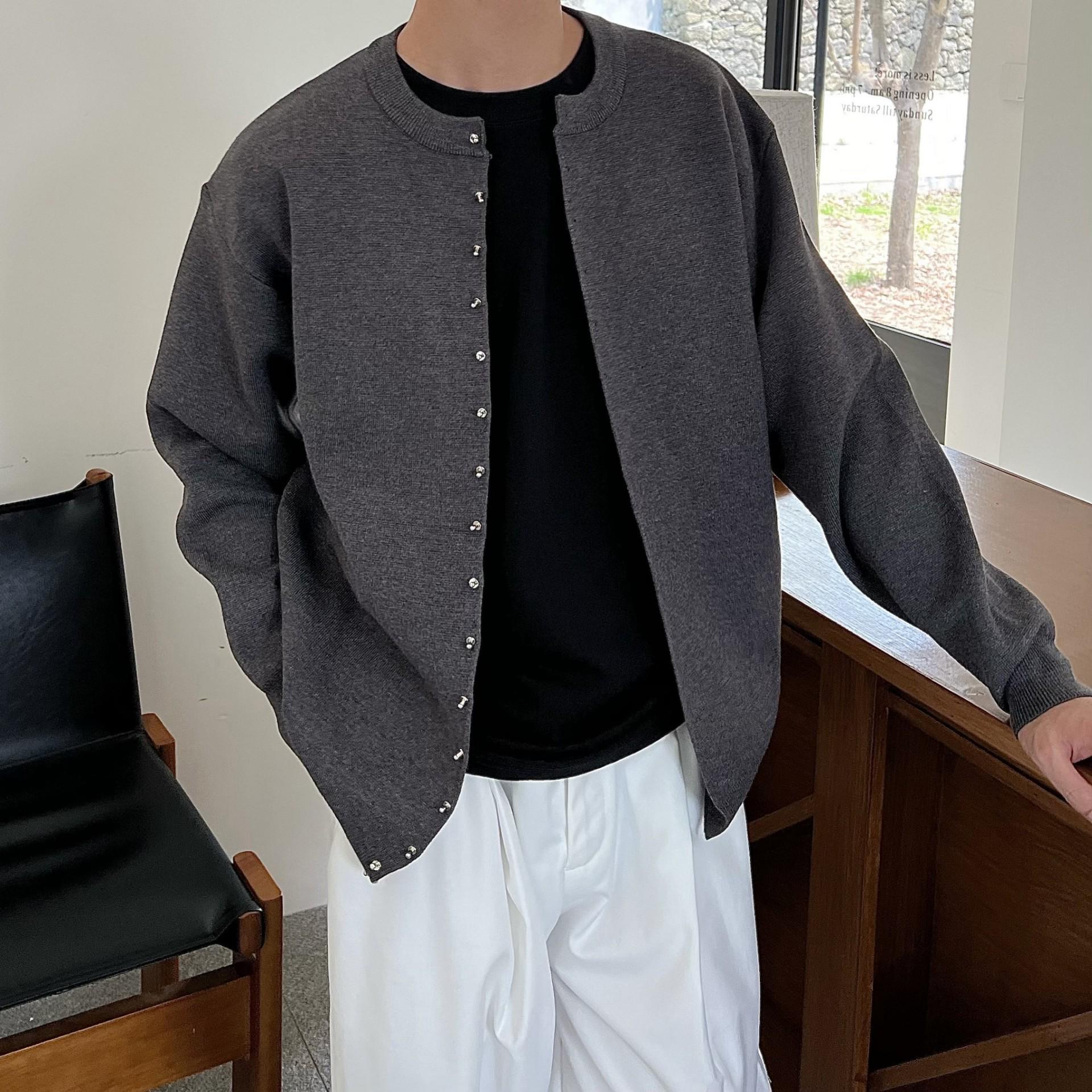 Универсальный мужской кардиган крупной вязки с пуговицами-заклепками - Осень/Зима 2024 Extra Large