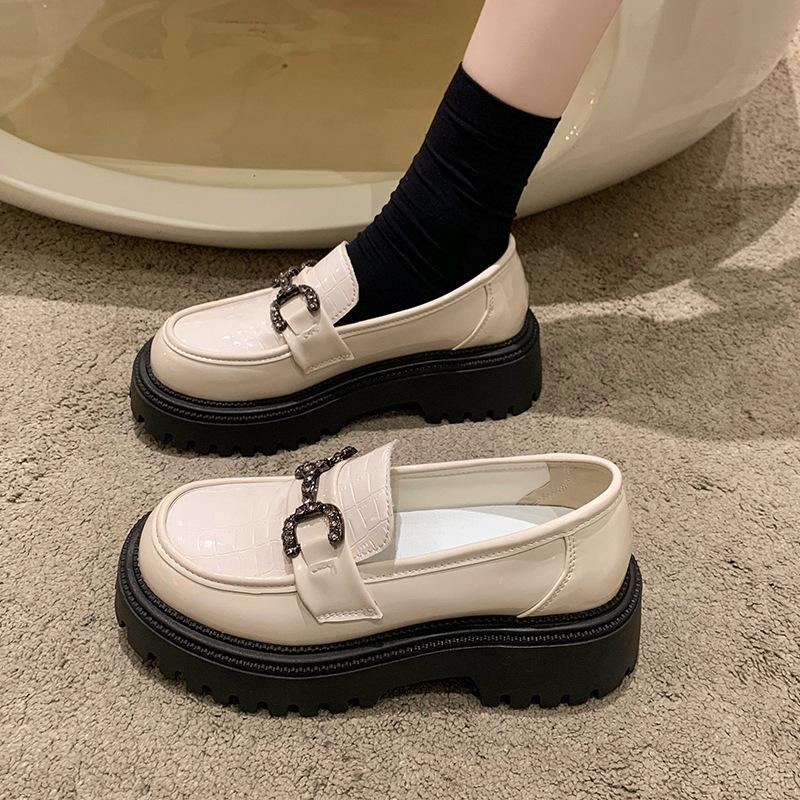 

Дышащие удобные модные туфли-лоферы на толстом каблуке с подошвой-бубликом женские летние и осенние 2025 года, новые повседневные туфли знаменитостей из Интернета, маленькие кожаные туфли 35