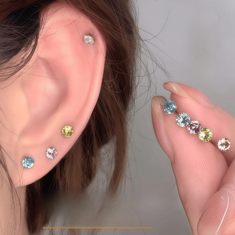 Brinco Stud de Osso da Orelha com Rosca de Zircônia para Piercing na Orelha. Brinco de Estilo de Luxo. Brinco de Lóbulo de Aço Inoxidável Não Removível.