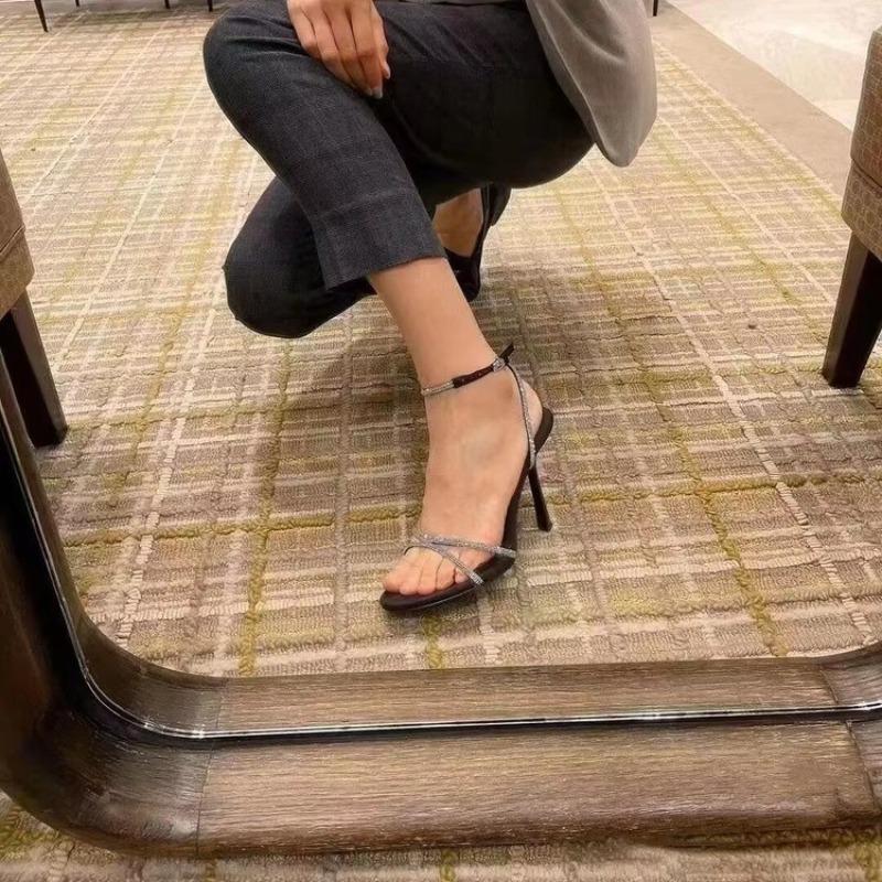 Nový design značky Růžové sandály na vysokém podpatku Dámské letní křišťálové sandály se šněrováním kolem kotníku Dámské boty na párty s tenkým podpatkem ve velkých velikostech 40