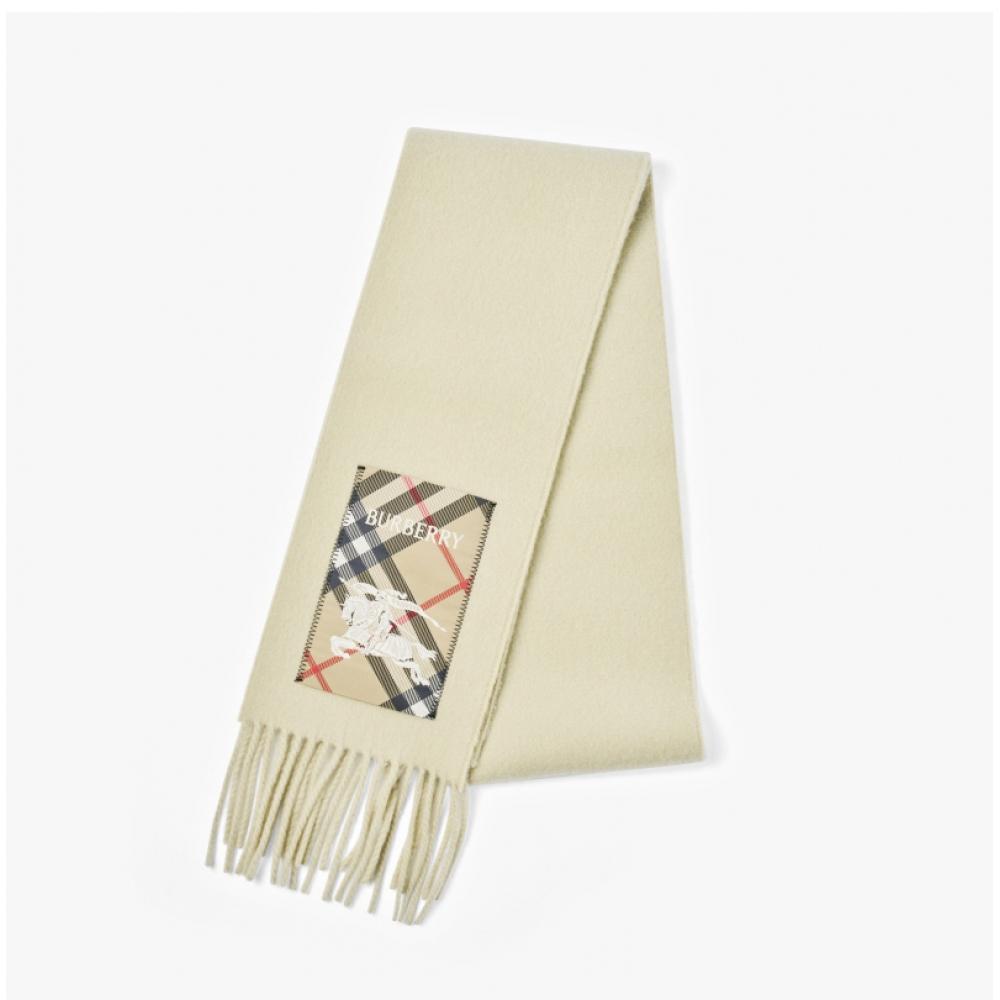 Burberry 8103995 A4186 Check Label Wool Muffler