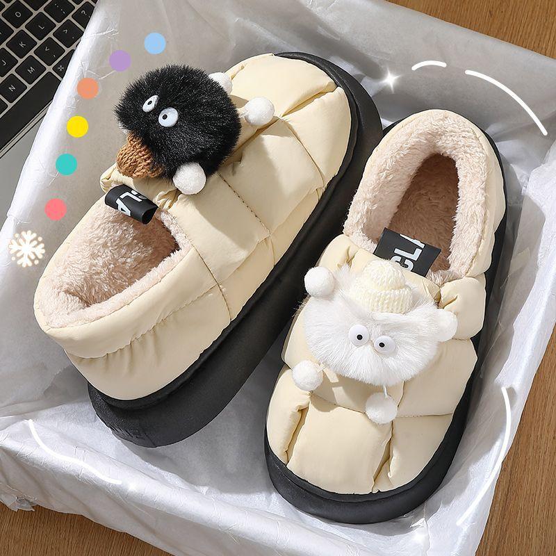 Small briquettes cotton slippers winter new outer wear home indoor cartoon non-slip warm thick-soled cotton shoes