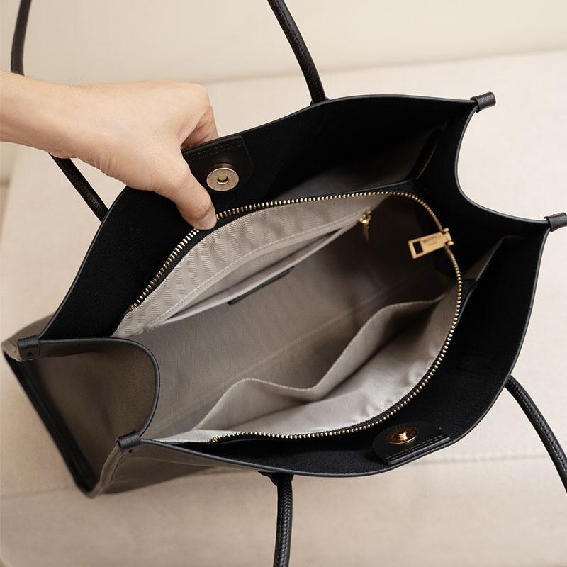 Shoulder Bag High End Autumn New Large Capacity Bag for Women's Napa Leather Daily Commuting Tote Bag