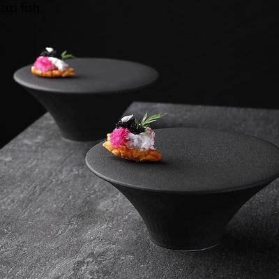 Kreativní keramický dezertní talíř s vysokou nohou Restaurace Molekulární kuchyně Servírovací talíř Talíř na svačinu Sushi talíř Speciální nádobí