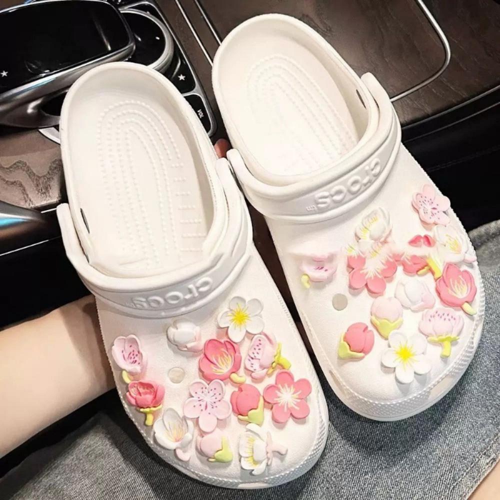 Shoe Charms Purple Flowers Designer DIY Cute Decoration for Clogs Party Accessories Kid Boy Women Girls Gift Ideas