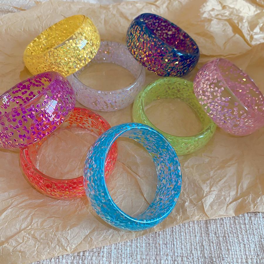 2026 Trendy Dopamine Colored Resin Round Bracelet For Fashion Summer Women Charm Personalized Retro Jewelry Accessories