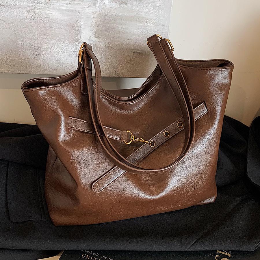 Bag Large Capacity Versatile Tote Bag Class Commuter Shoulder Bag Women's New Bag