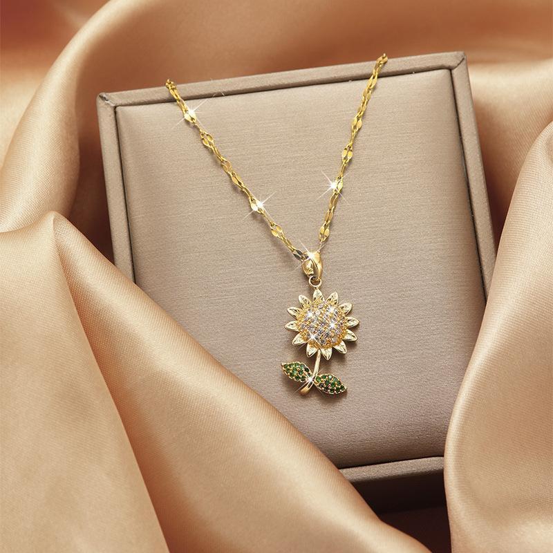 

Versatile Sunflower Zircon Clavicle Necklace - Japanese & Korean Style, Titanium Steel, Elegant Women s Accessory