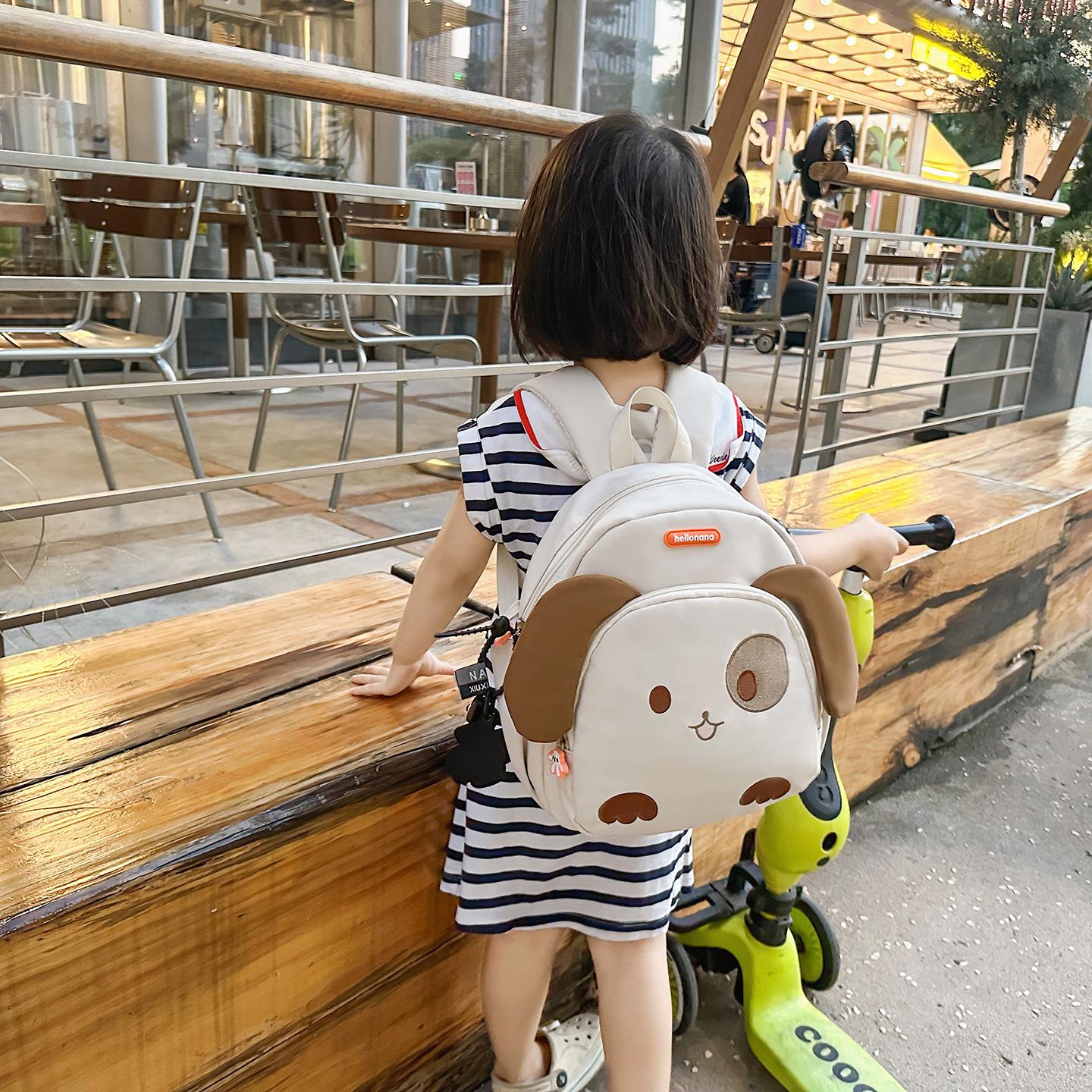 Kindergarten schoolbag new children s anti-lost backpack girl baby high value backpack boy small backpack белый