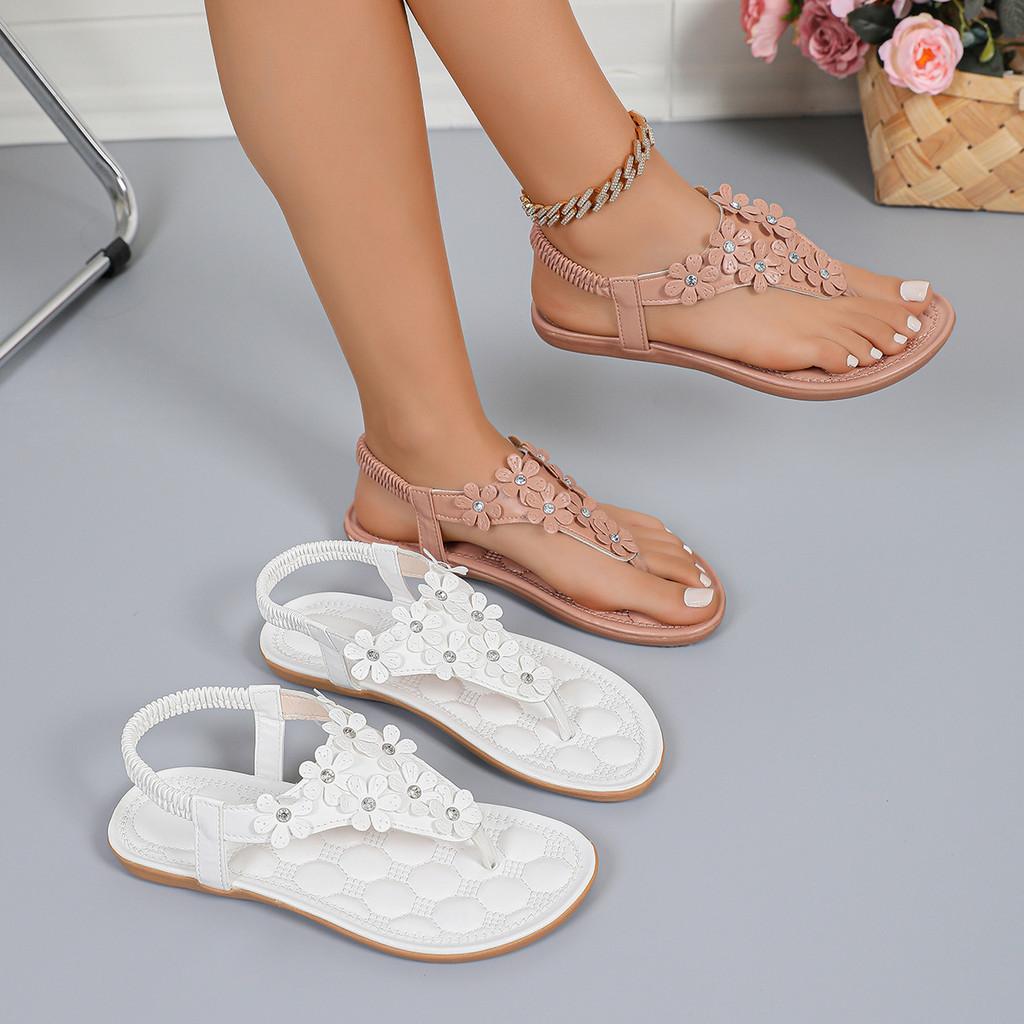Beach Sandals For Women With Flower Embellishments And Rubber Sole Summer Footwear