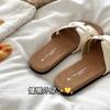 Advanced sense~ Great easy to wear one-word soft-soled fashionable outer wear versatile flat-bottomed beach slippers