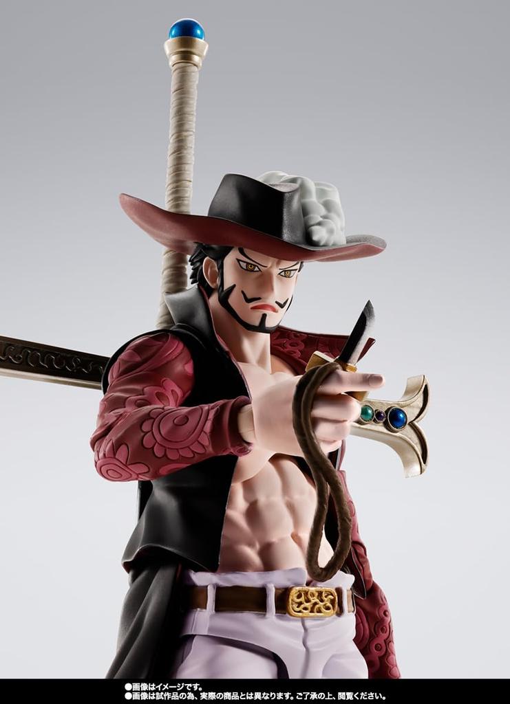 TAMASHII NATIONS ONE PIECE Dracule Mihawk PVC ABS 165mm - - S.H.Figuarts -Hawk-Eye- & Pre-painted Figure, Approx.